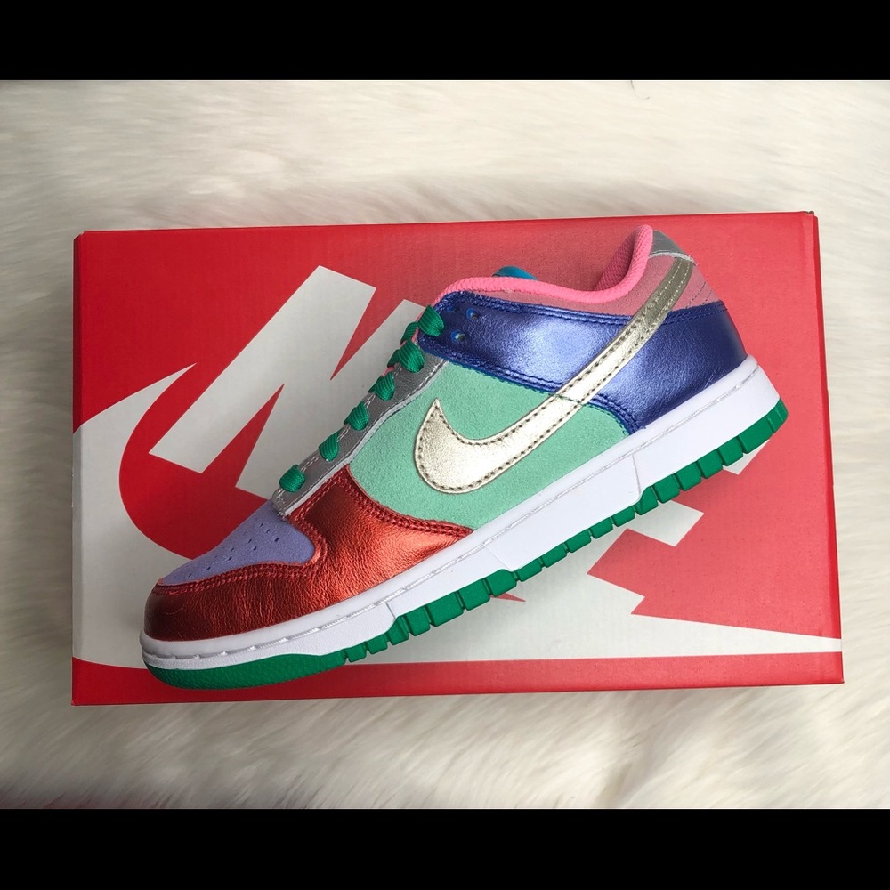 Nike women’s dunk low “sunset pulse “